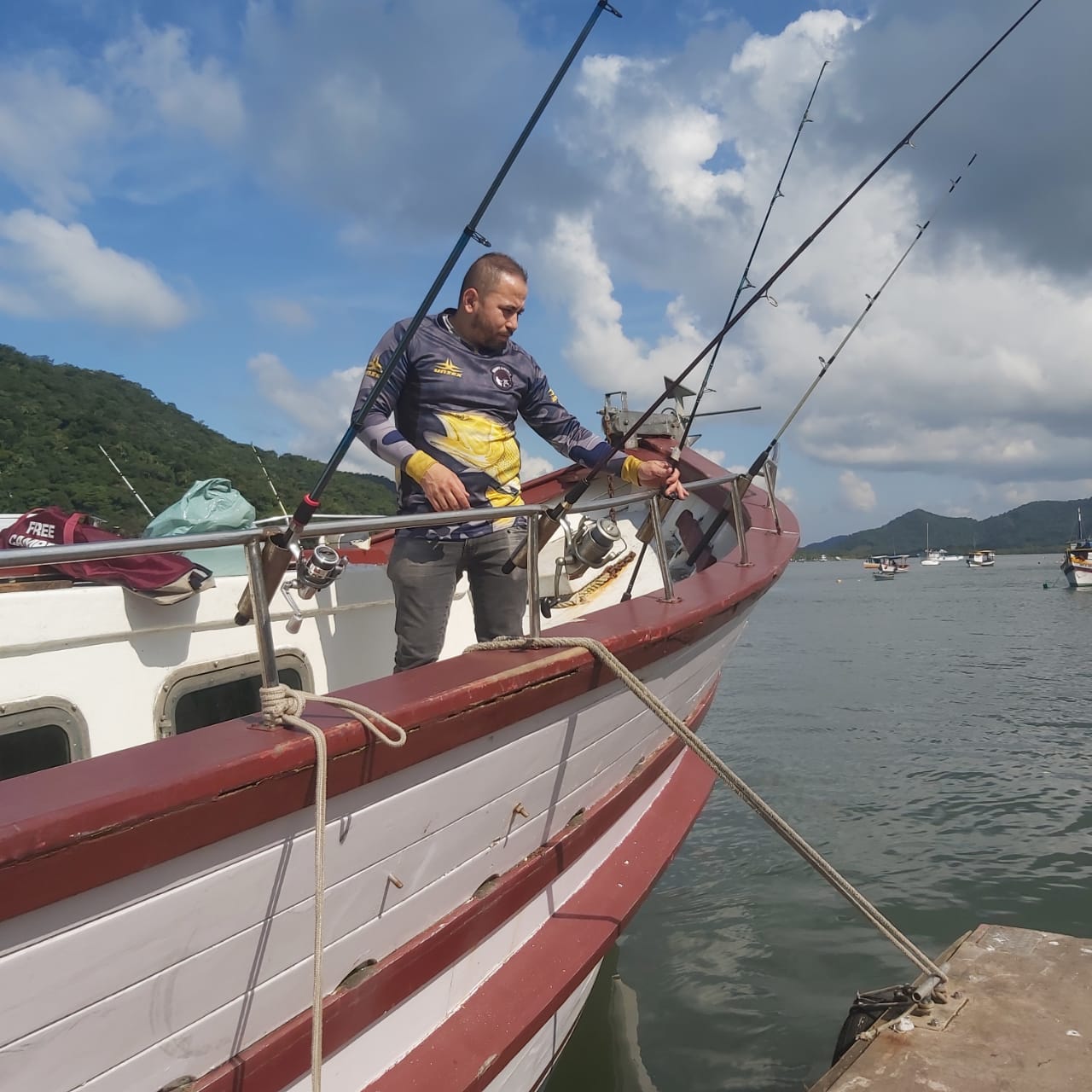 Barco Pesca Bertioga 03